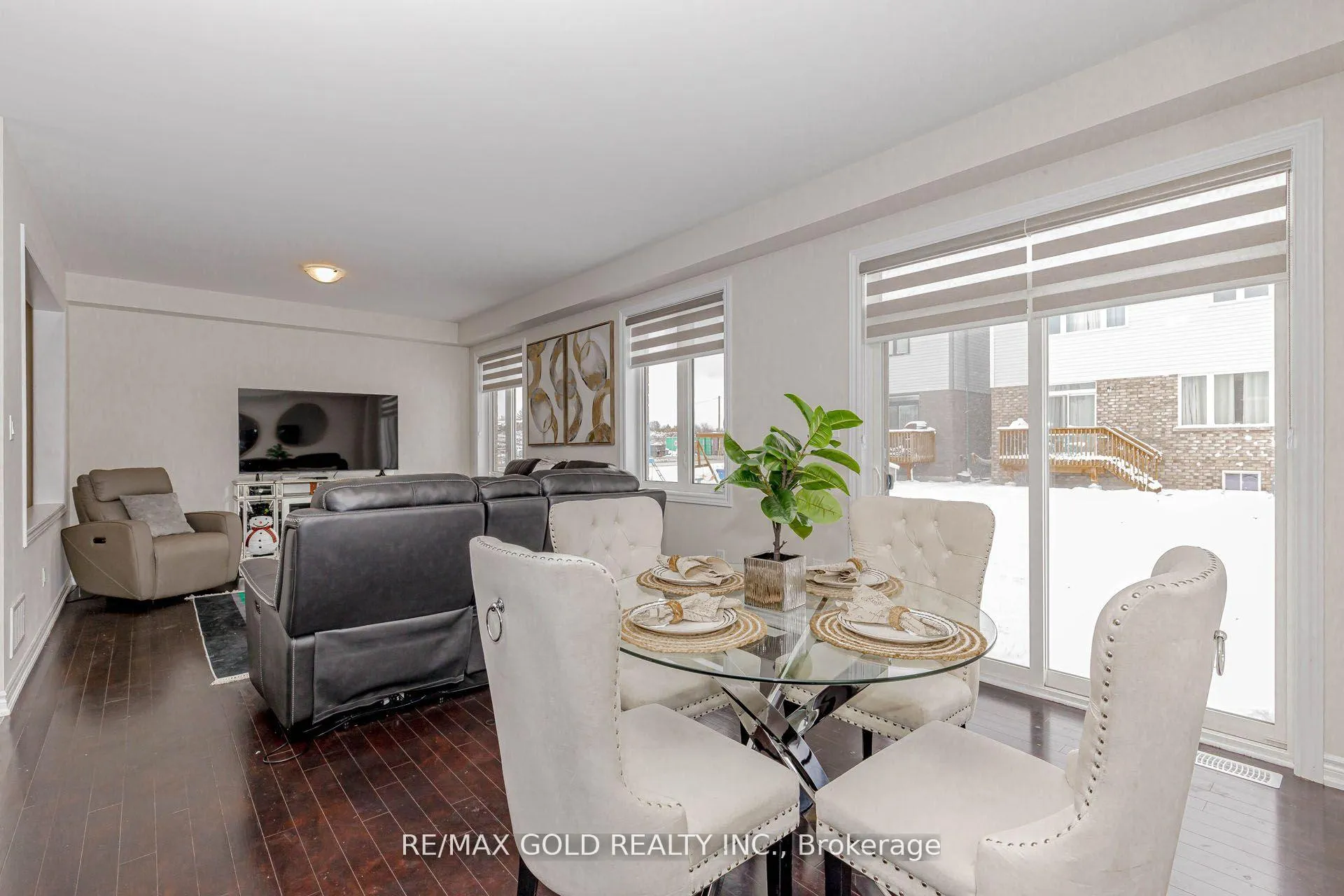 Photo 18 of 4 Heming Street, Brant, Paris — HOMEH