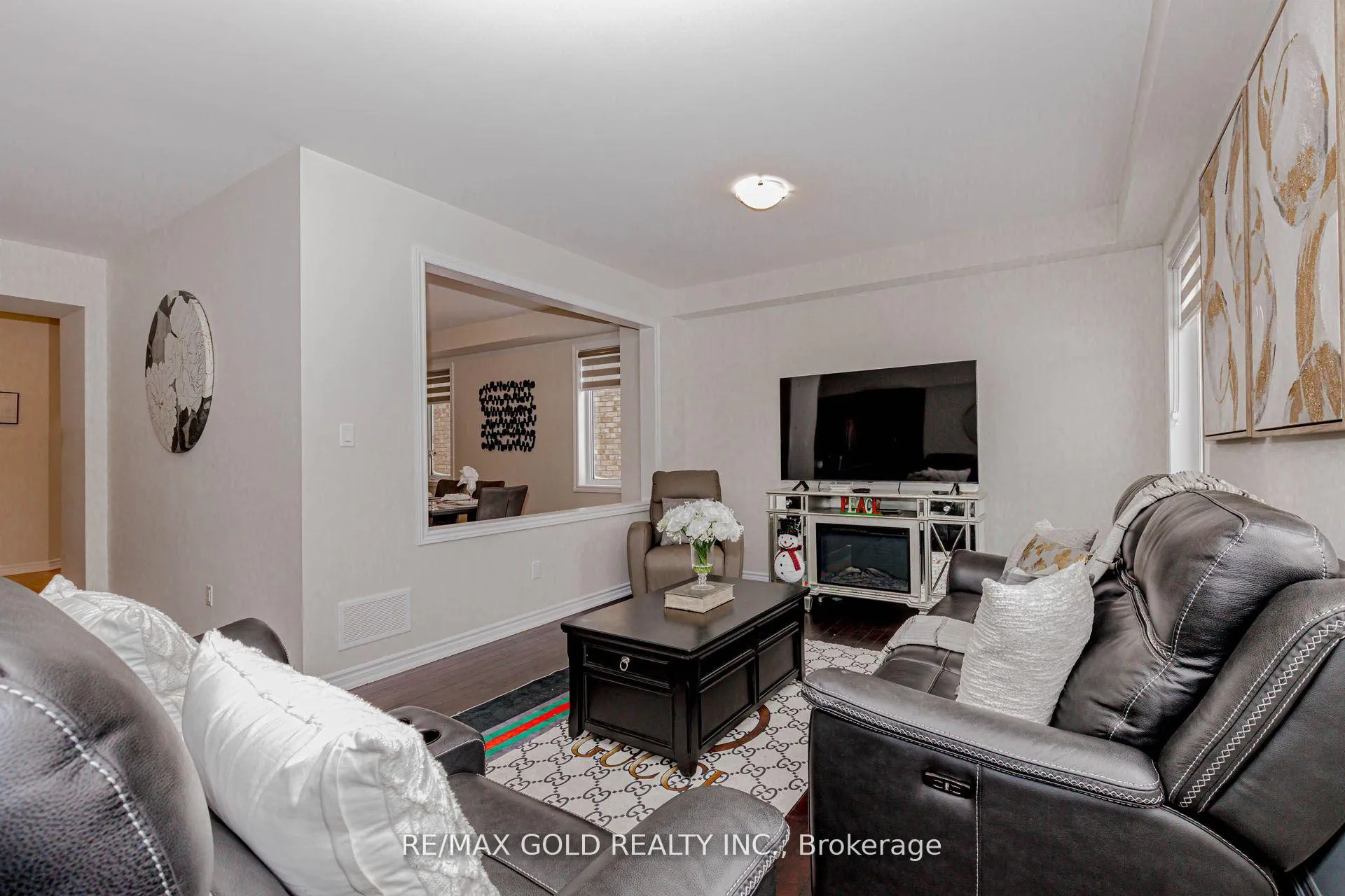 Photo 24 of 4 Heming Street, Brant, Paris — HOMEH
