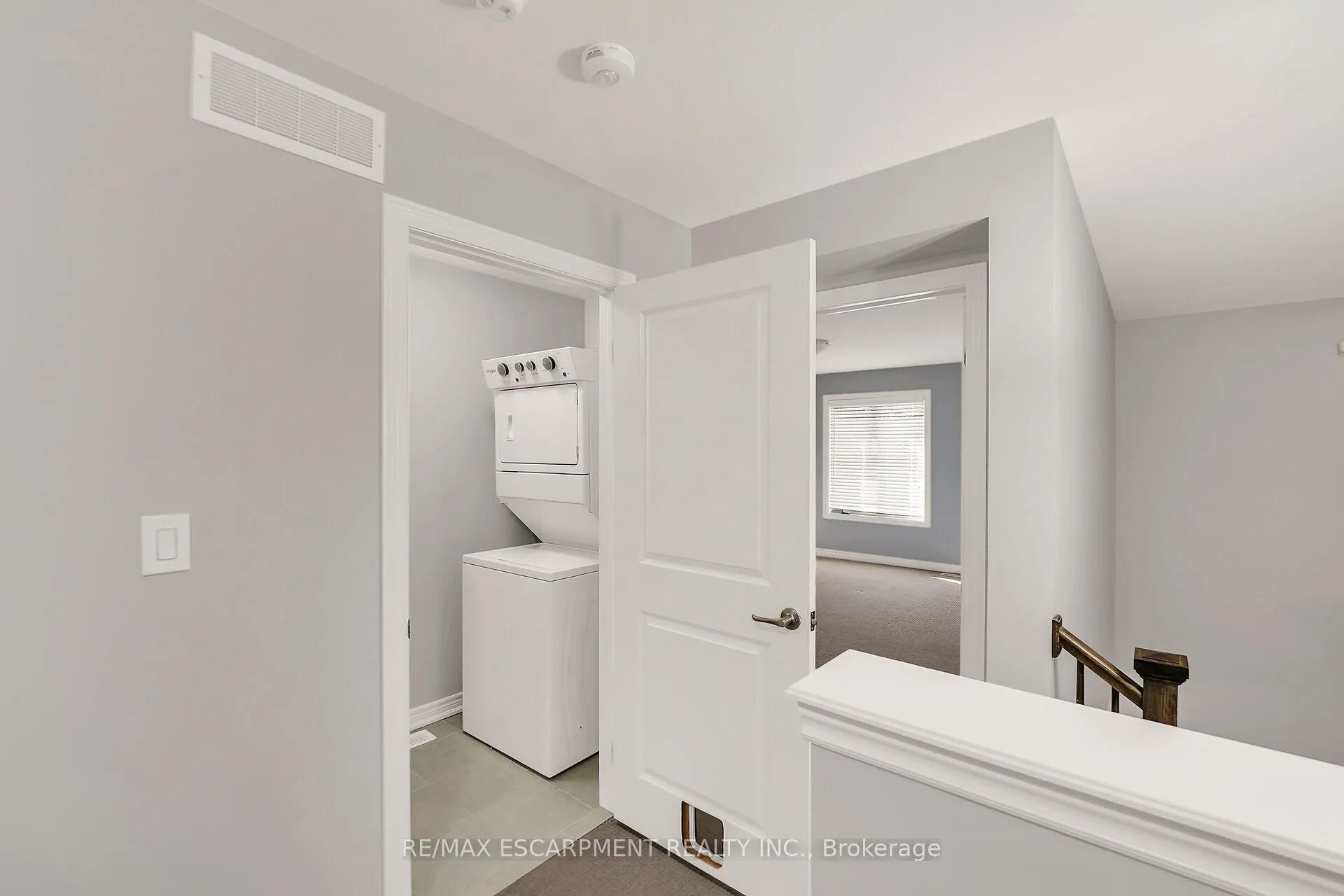 Photo 27 of 152 Heron Street, Welland, Coyle Creek — HOMEH