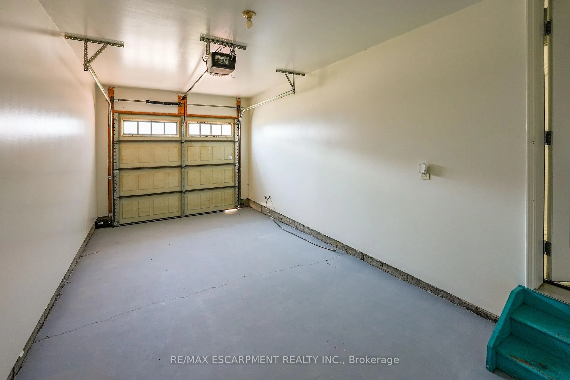 Photo 37 of 152 Heron Street, Welland, Coyle Creek — HOMEH