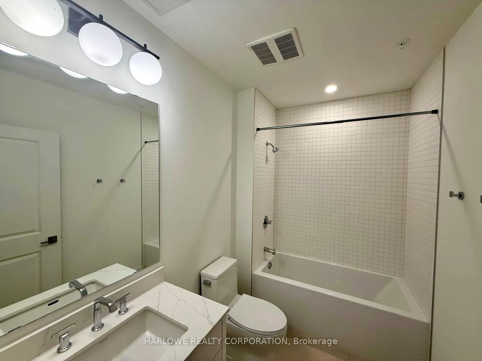 Photo 7 of Unit 409, 206 King Street W, Hamilton, Central — HOMEH