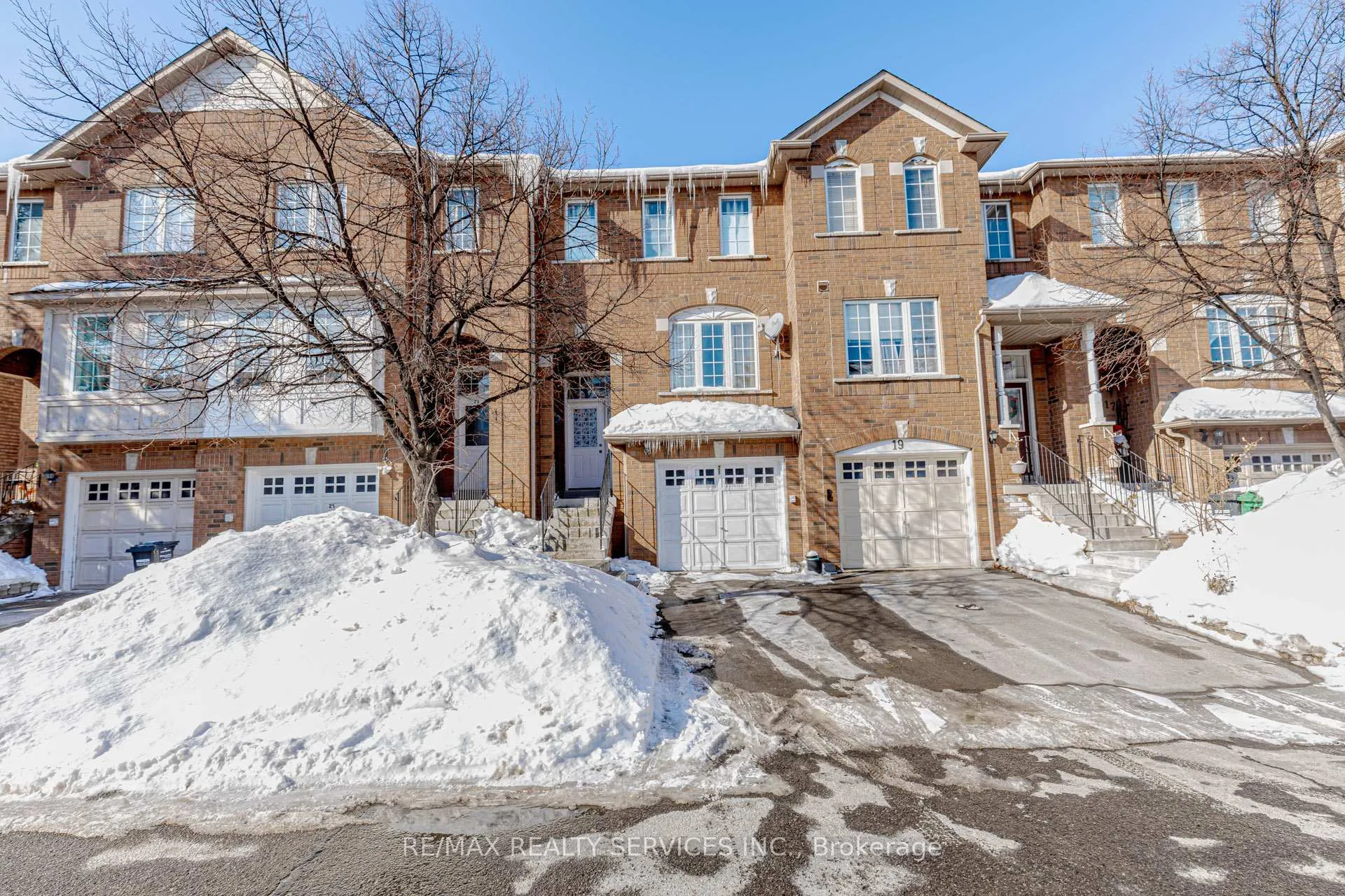 Front of Unit 21, 170 Havelock Drive