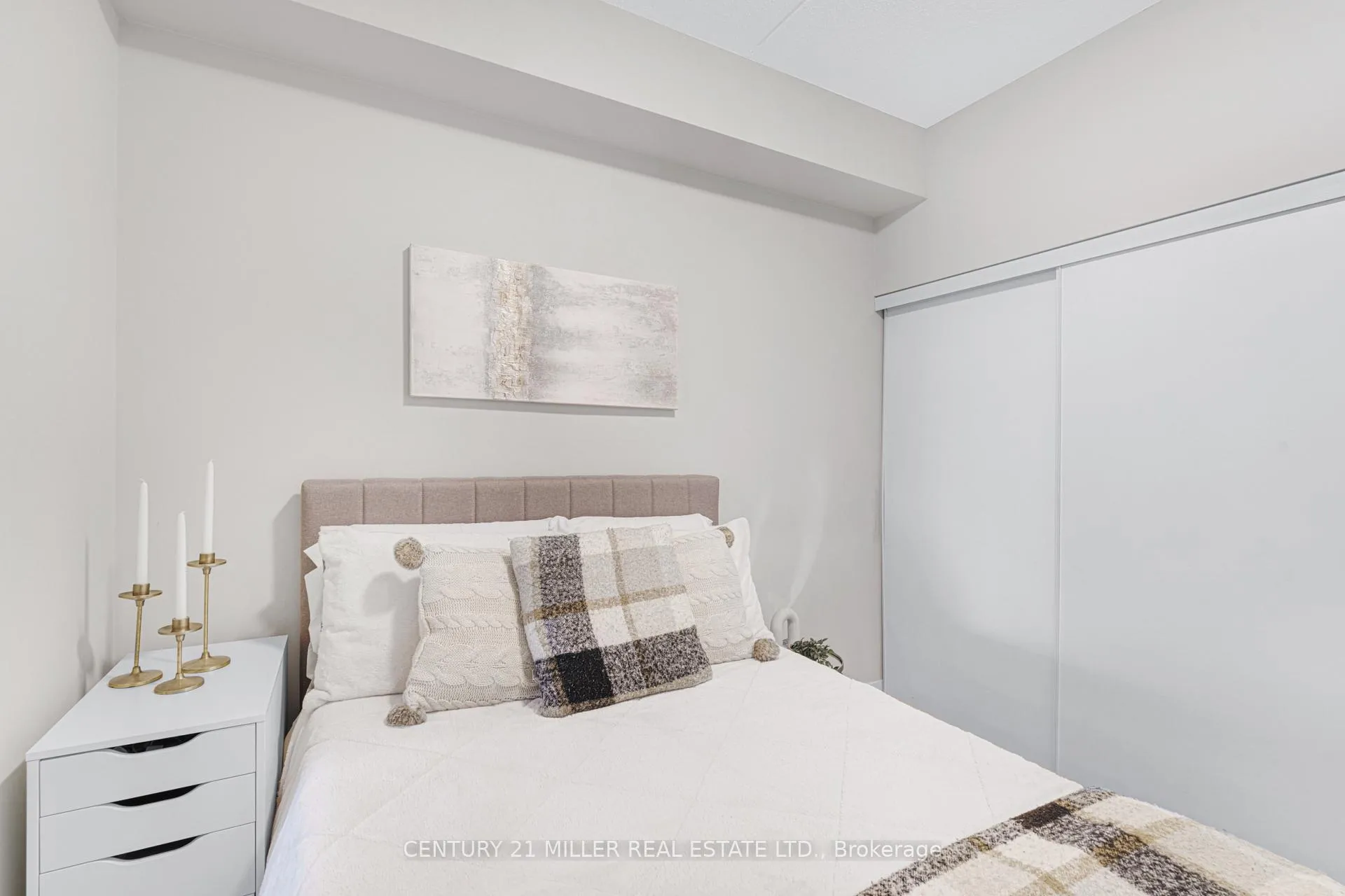 Photo 22 of Unit 1009, 15 Queen Street S, Hamilton, Central — HOMEH