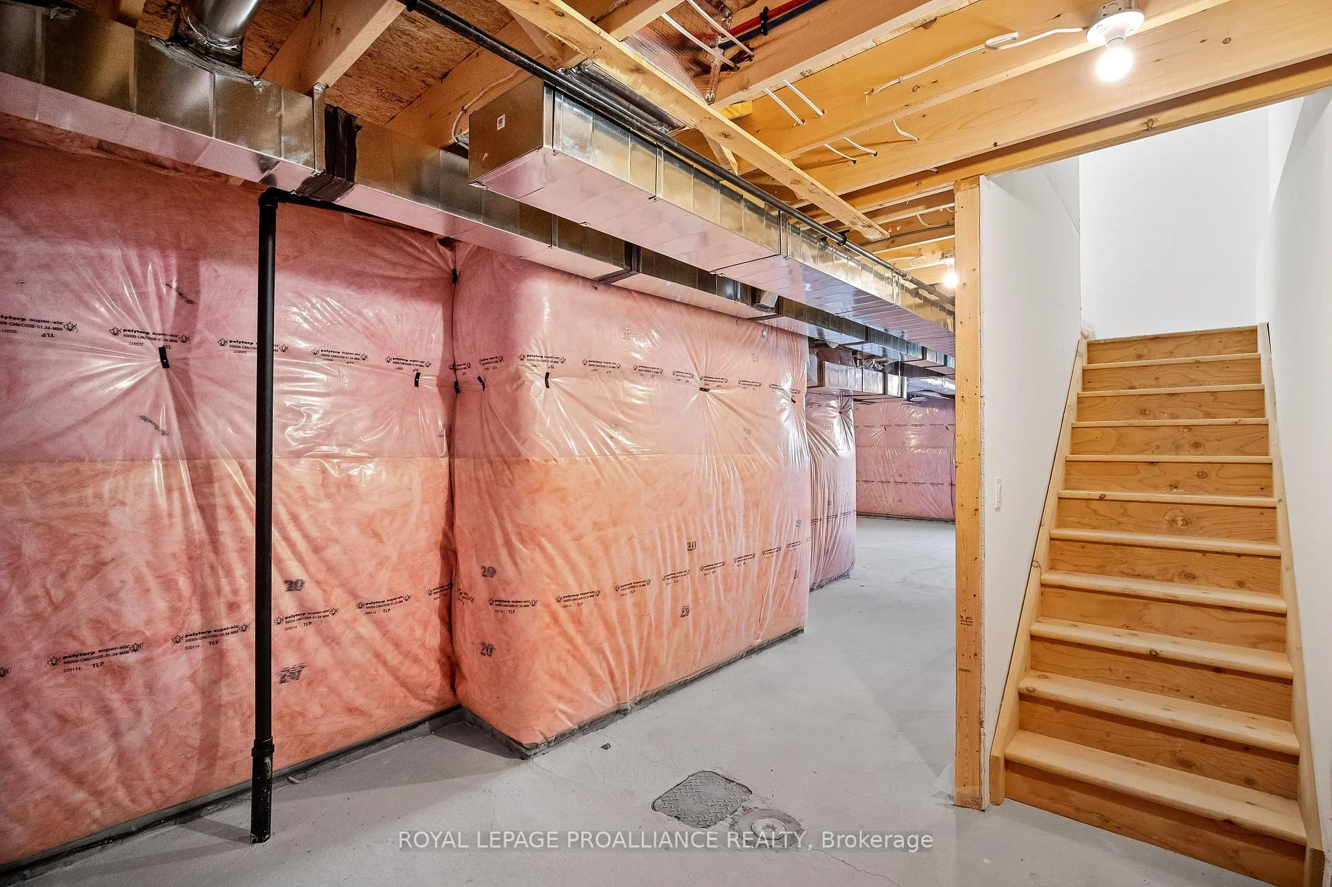 Photo 38 of Unit 3, Blk 53 Drewery Road, Cobourg — HOMEH