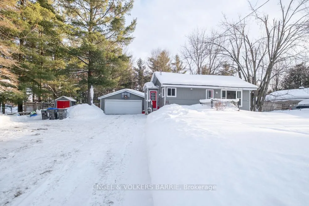 Photo 2 of 1065 Snow Valley Road, Springwater, Midhurst — HOMEH