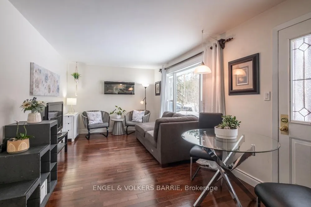 Photo 18 of 1065 Snow Valley Road, Springwater, Midhurst — HOMEH