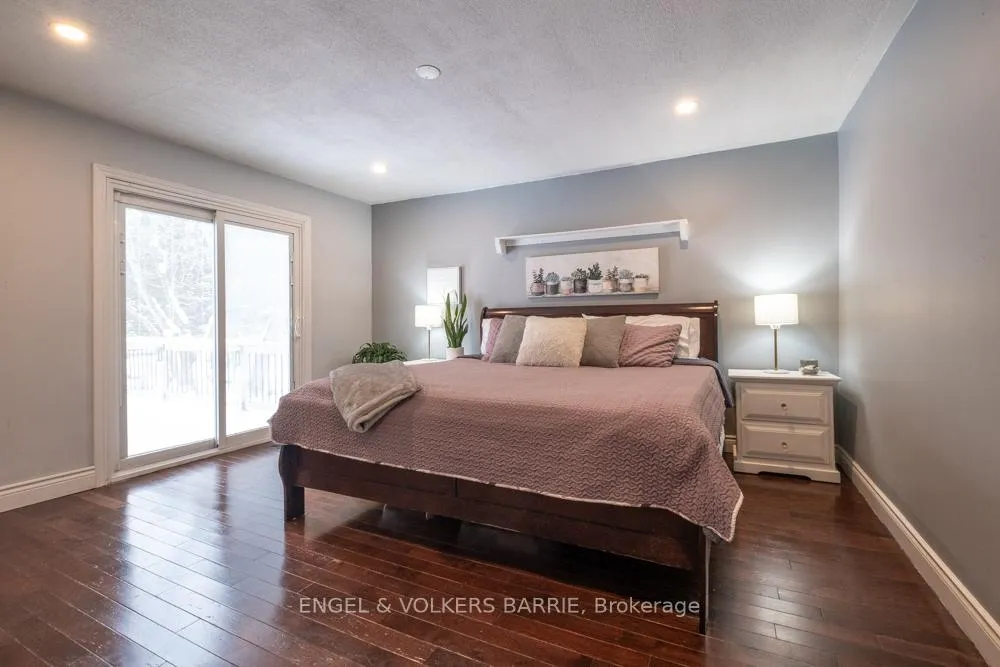 Photo 20 of 1065 Snow Valley Road, Springwater, Midhurst — HOMEH