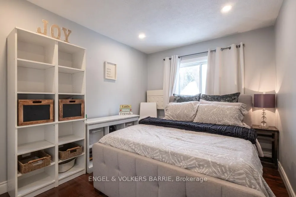 Photo 21 of 1065 Snow Valley Road, Springwater, Midhurst — HOMEH