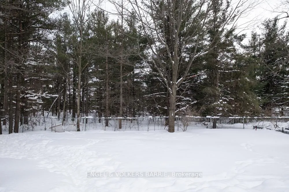 Photo 26 of 1065 Snow Valley Road, Springwater, Midhurst — HOMEH