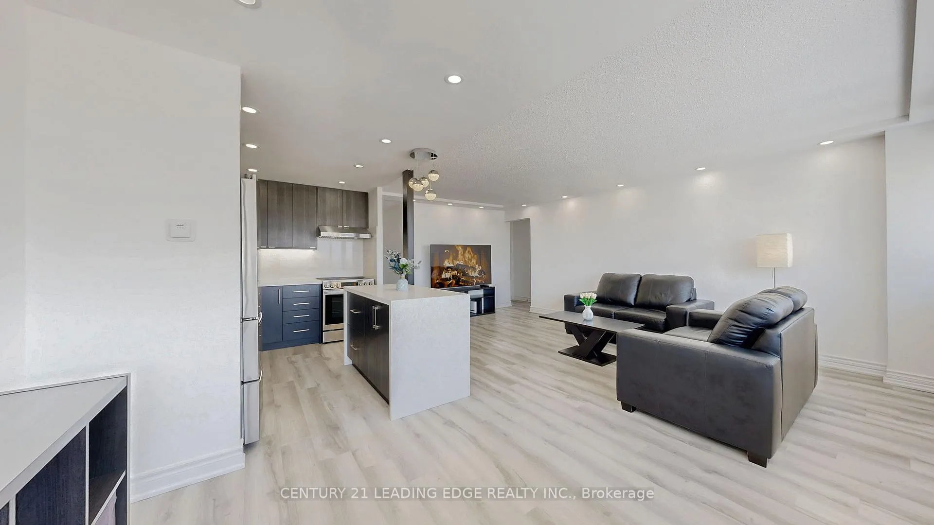 Photo 7 of Unit 2607, 735 Don Mills Road, Toronto, Flemingdon Park — HOMEH