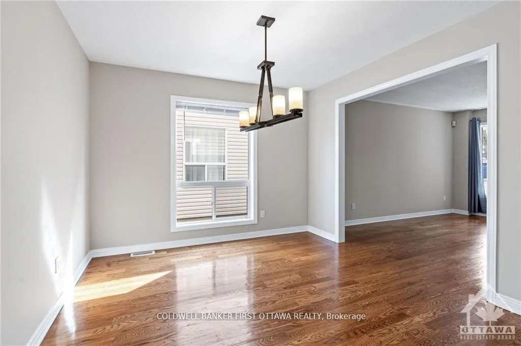 Photo 9 of 9 Armagh Way, Ottawa, Barrhaven - Longfields — HOMEH