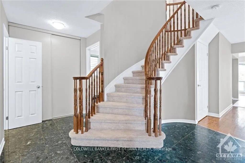 Photo 17 of 9 Armagh Way, Ottawa, Barrhaven - Longfields — HOMEH