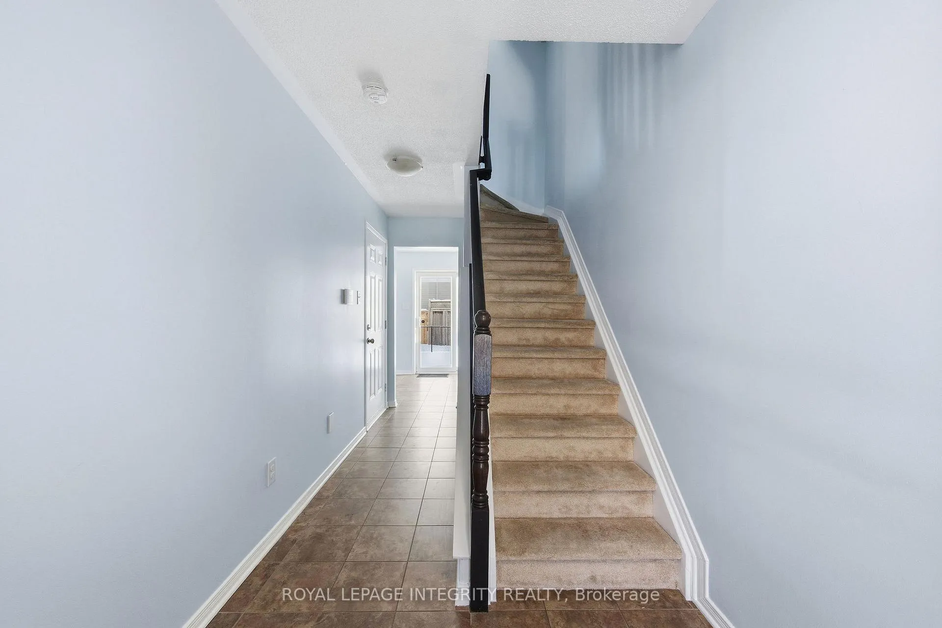Photo 4 of 225 Kennevale Drive, Ottawa, Barrhaven - Cedargrove/Fraserdale — HOMEH