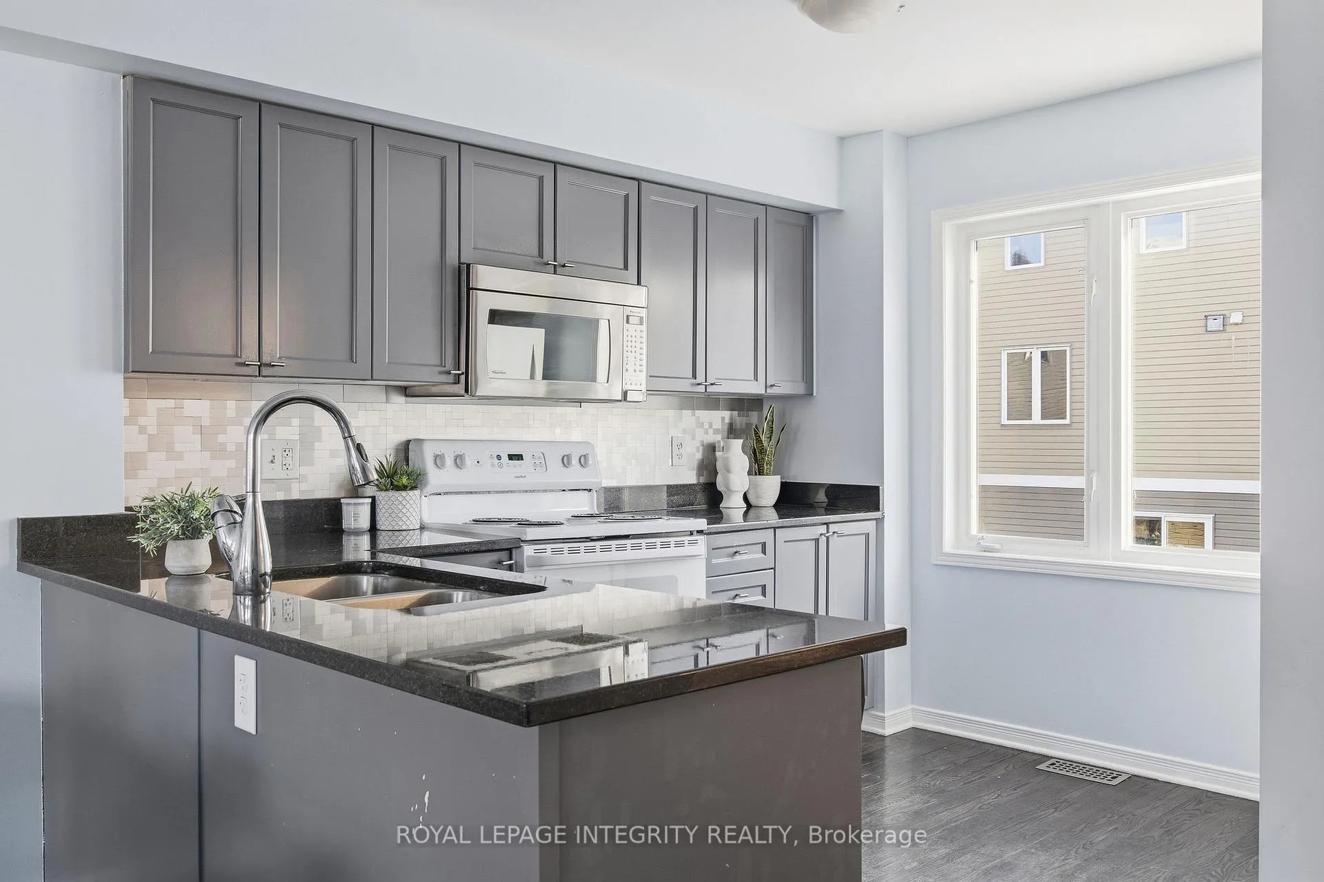 Photo 17 of 225 Kennevale Drive, Ottawa, Barrhaven - Cedargrove/Fraserdale — HOMEH