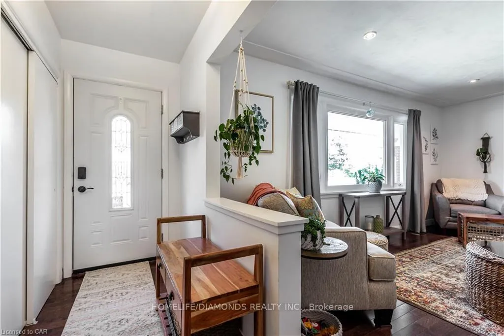 Photo 5 of Unit Upper, 107 Ellis Crescent, Waterloo — HOMEH