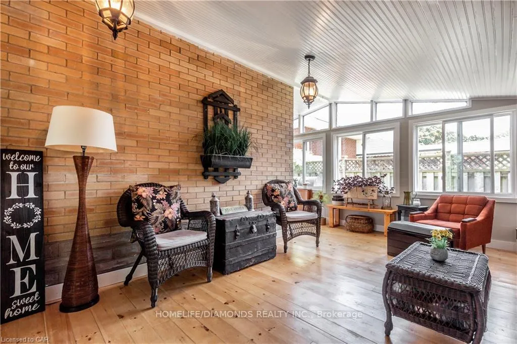 Photo 25 of Unit Upper, 107 Ellis Crescent, Waterloo — HOMEH