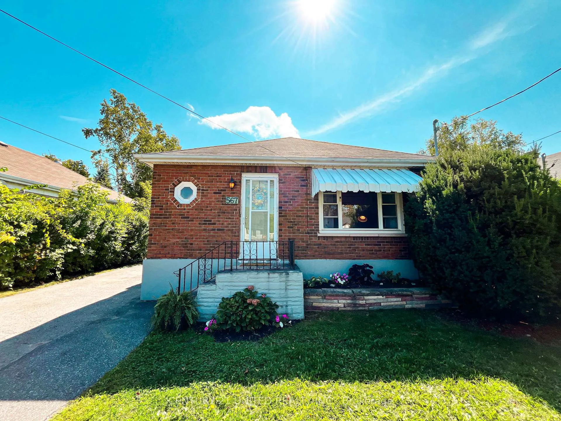 Photo 2 of 567 O'Connell Road, Peterborough, Otonabee Ward 1 — HOMEH
