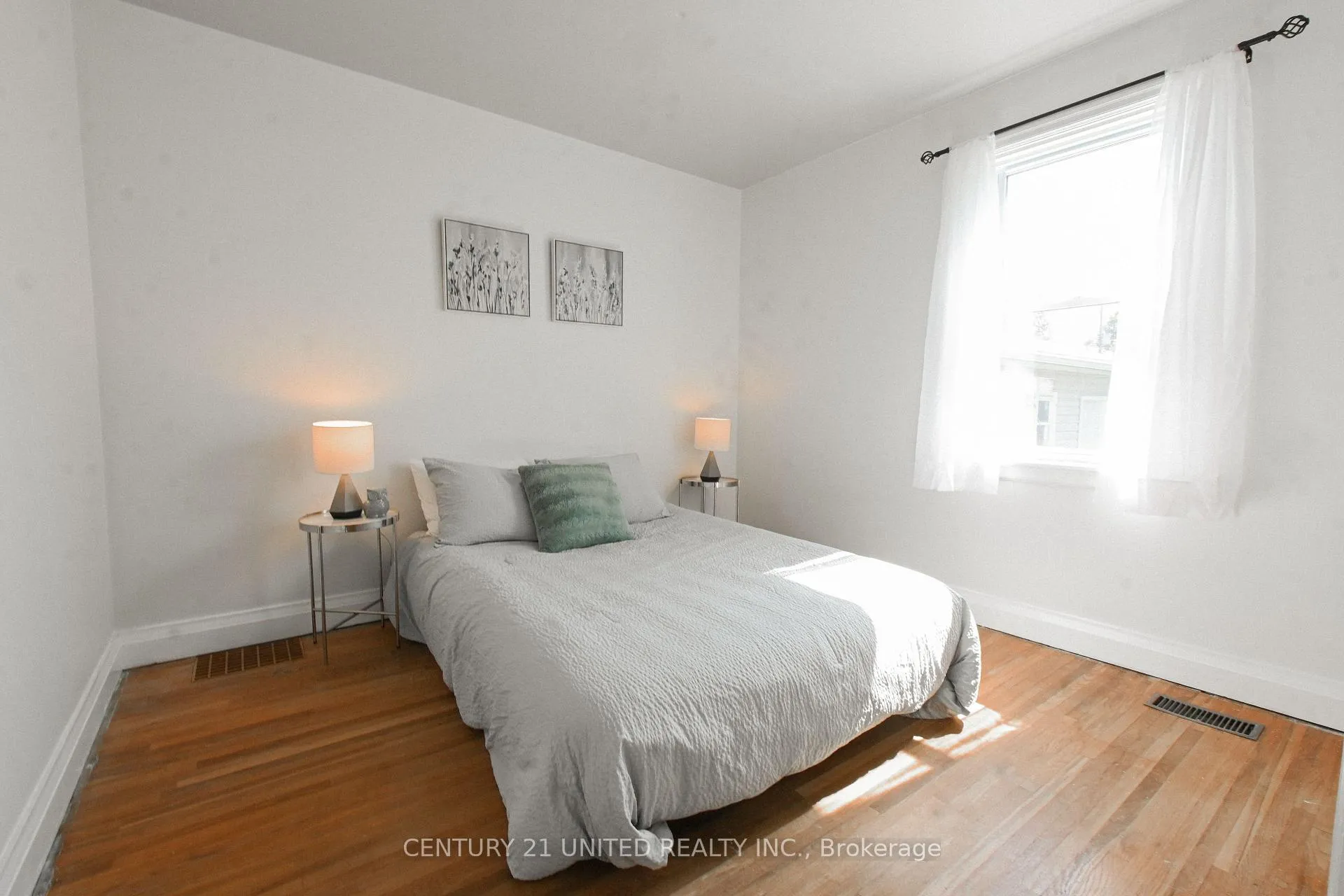Photo 13 of 567 O'Connell Road, Peterborough, Otonabee Ward 1 — HOMEH