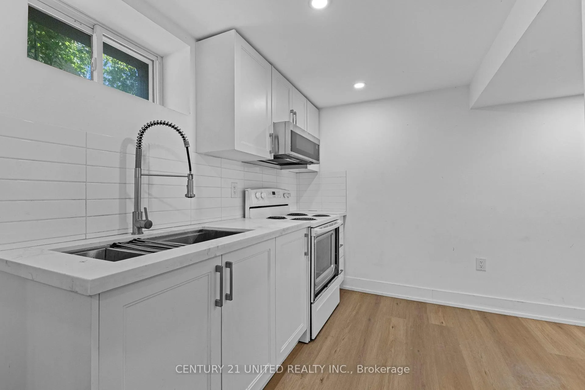 Photo 24 of 567 O'Connell Road, Peterborough, Otonabee Ward 1 — HOMEH