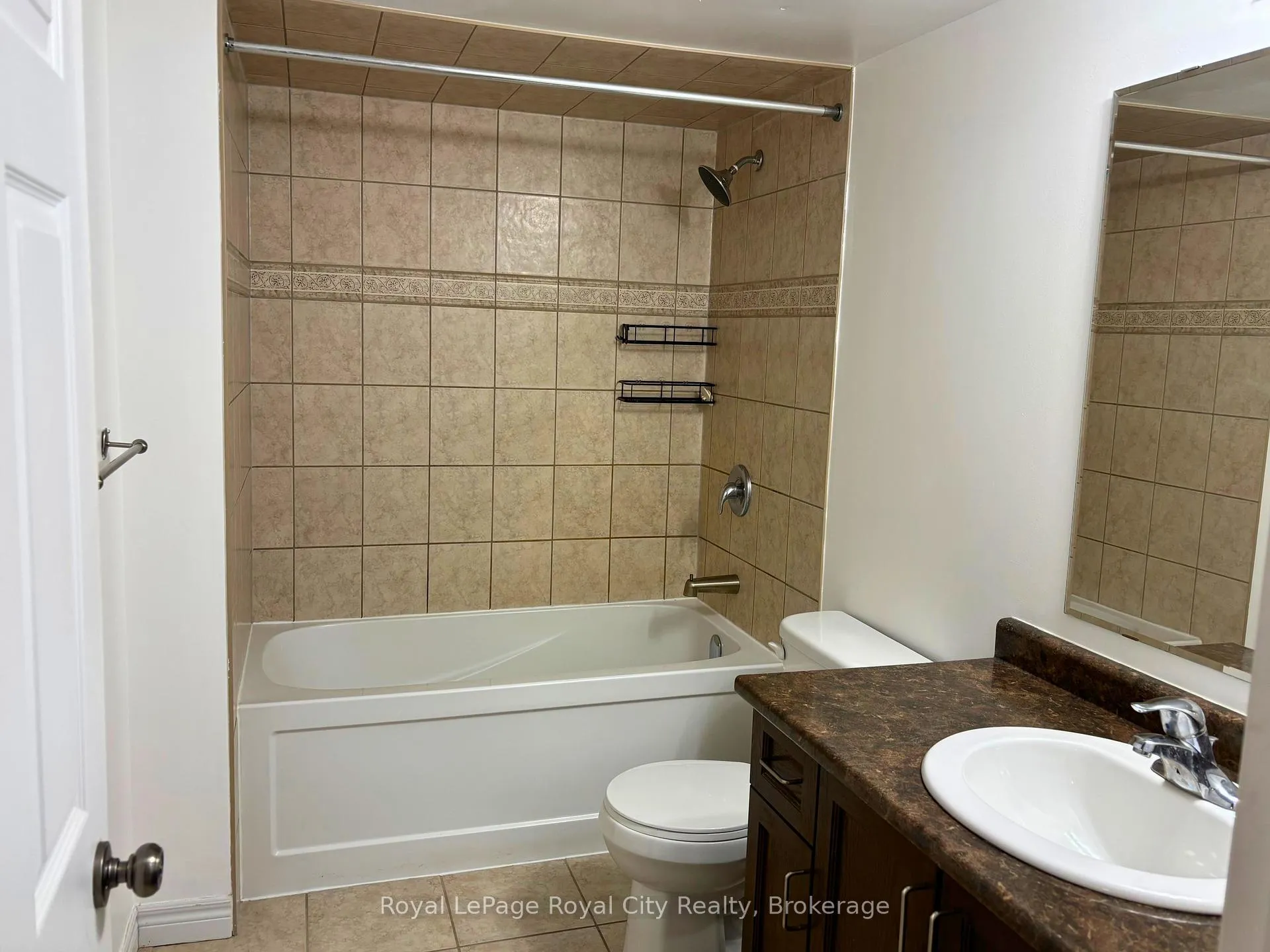Photo 12 of Unit A, 604 Woodlawn Road, Guelph, Victoria North — HOMEH