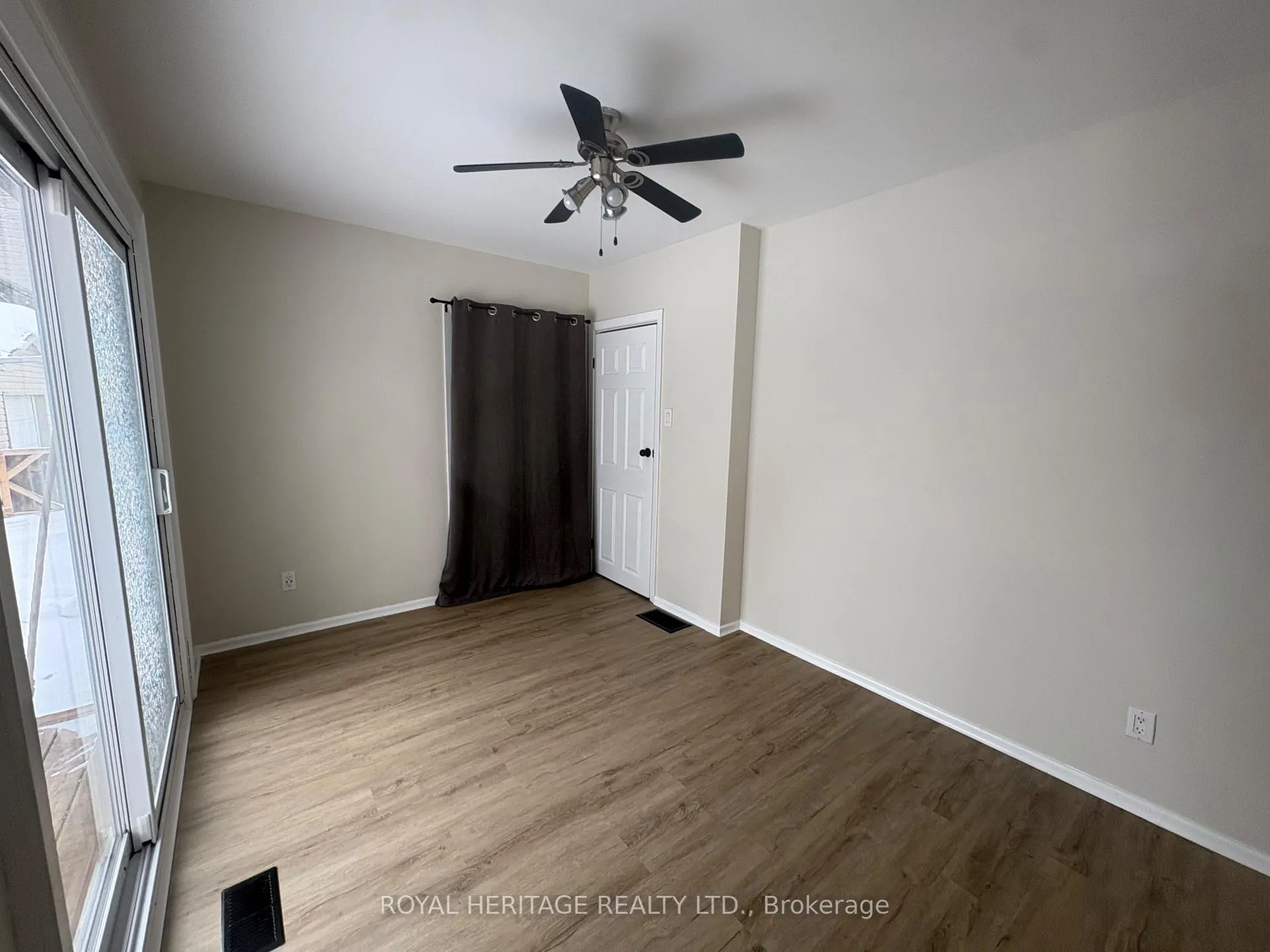 Photo 28 of Unit Upper, 900 Ellesmere Avenue, Peterborough, Northcrest Ward 5 — HOMEH