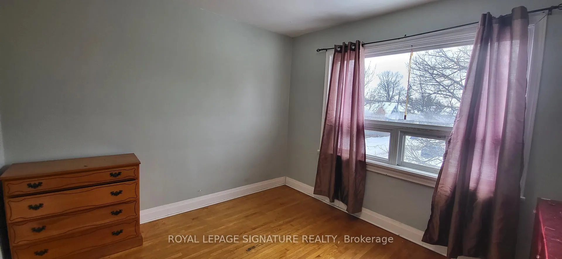 Photo 8 of 22 Kennedy Street, Welland, Welland Downtown — HOMEH