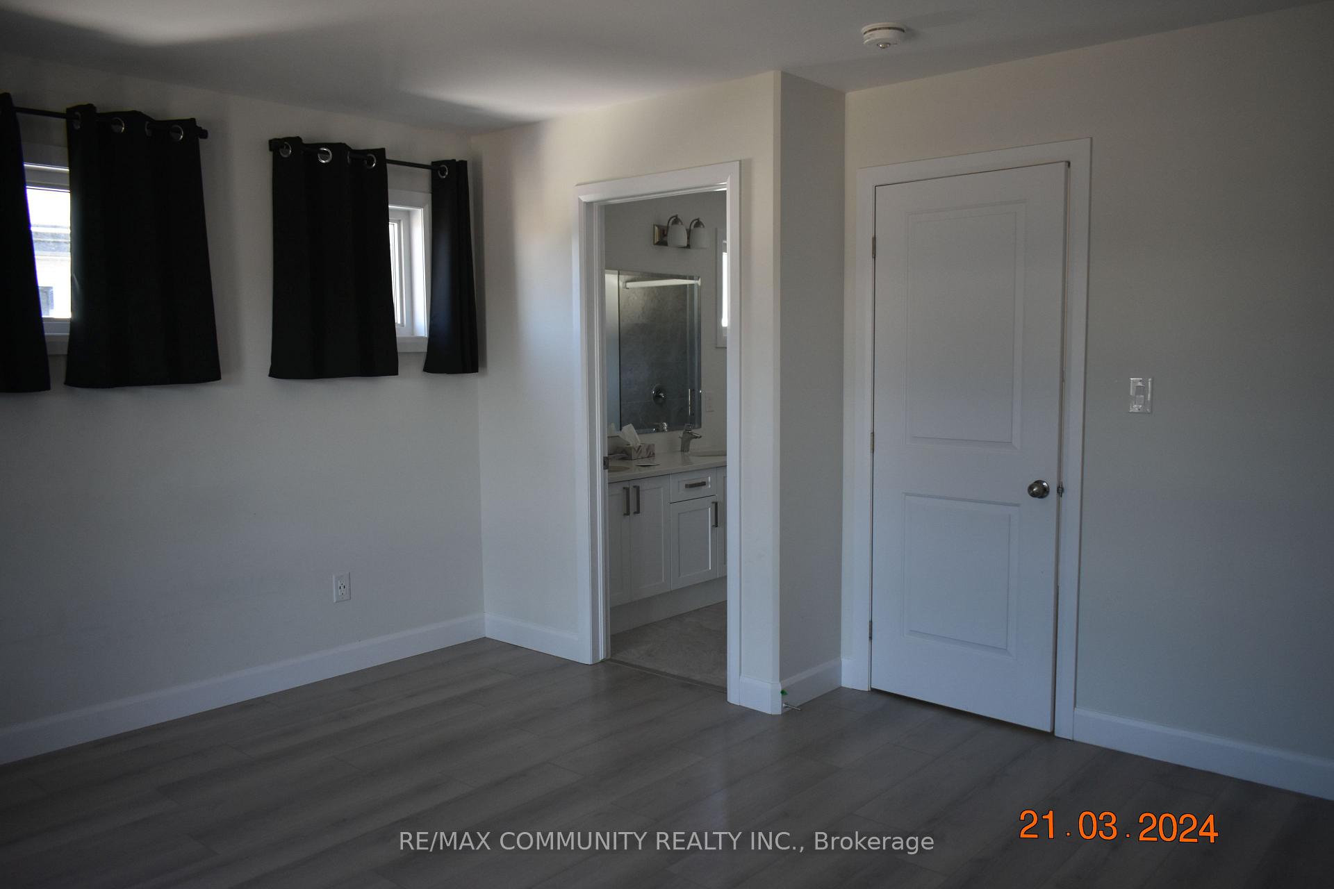 Photo 10 of 319 Pratt Drive, Loyalist, Amherstview — HOMEH