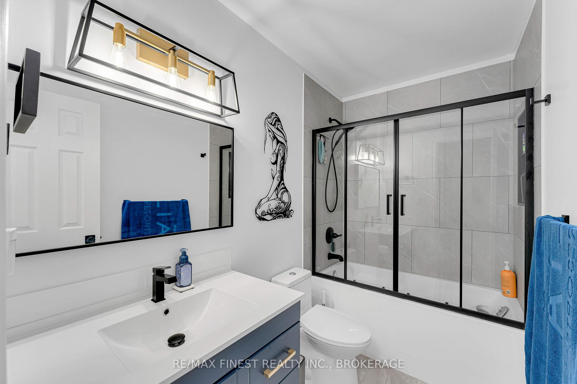 Photo 19 of 852 Larchwood Crescent, Kingston, City Northwest — HOMEH