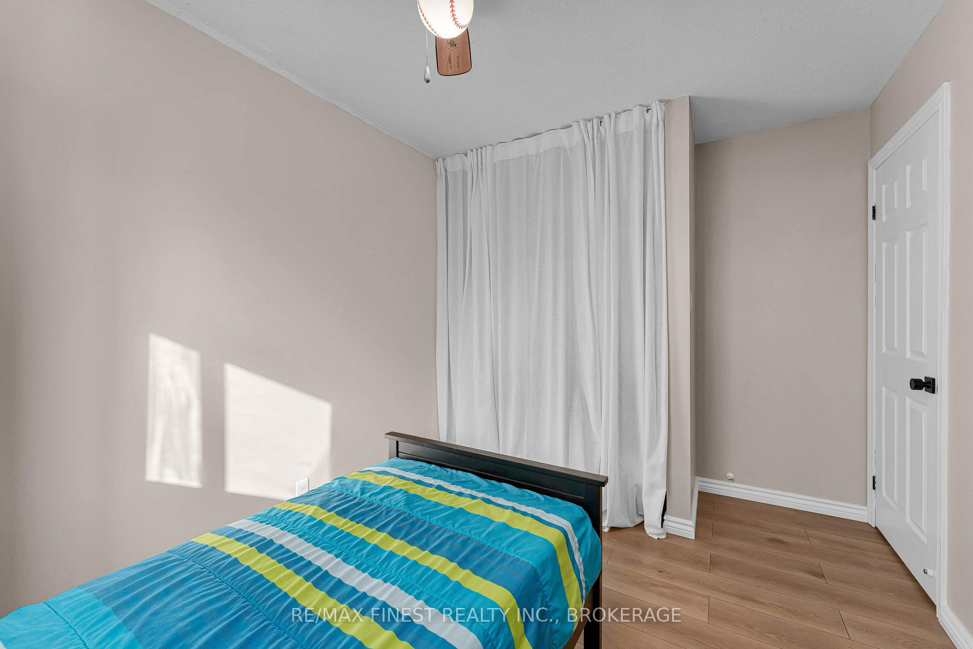 Photo 24 of 852 Larchwood Crescent, Kingston, City Northwest — HOMEH