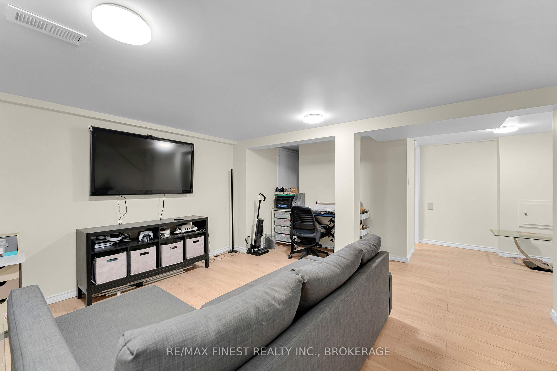 Photo 30 of 852 Larchwood Crescent, Kingston, City Northwest — HOMEH