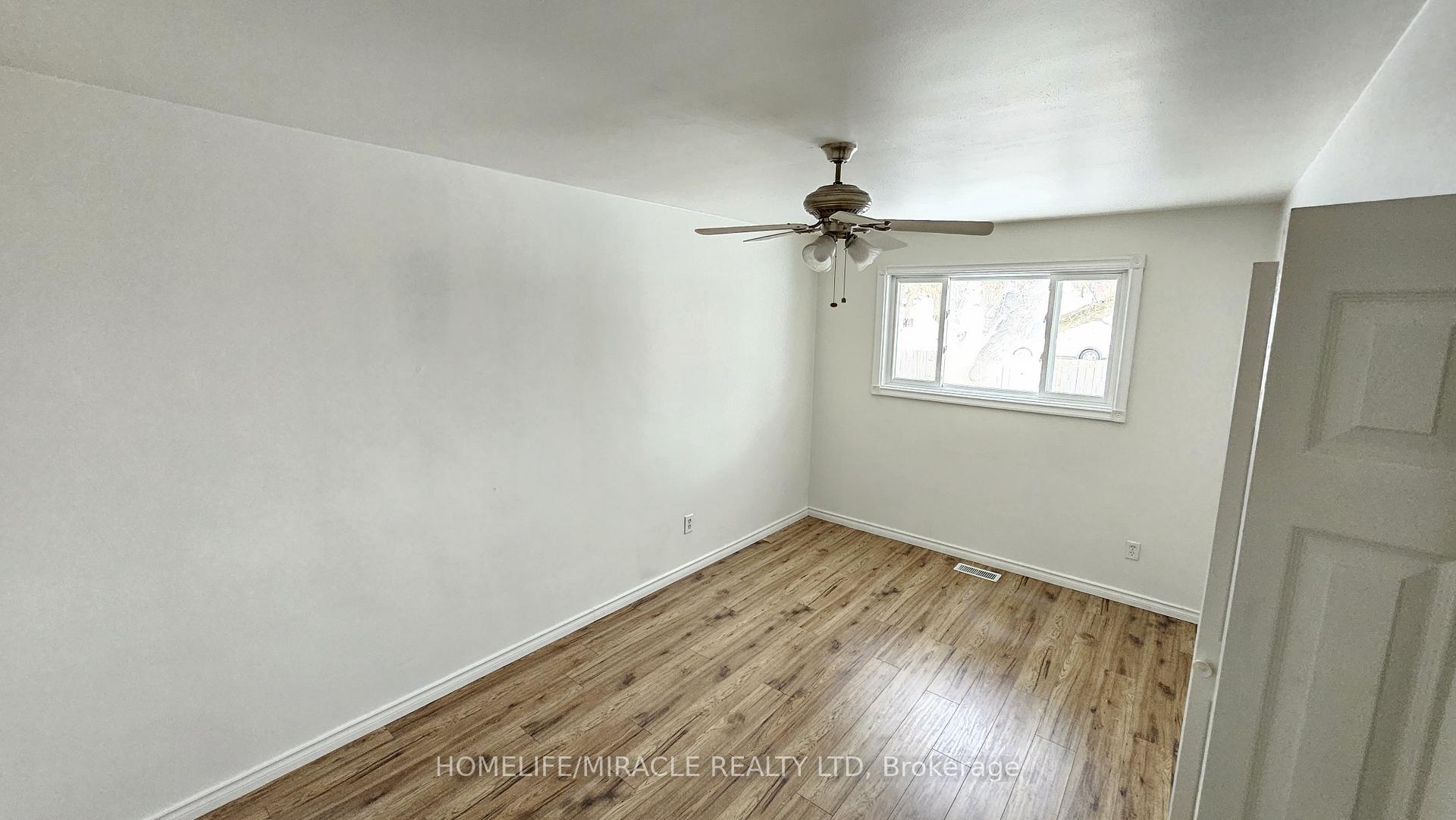 Photo 4 of 187 Keewatin Street S, Oshawa, Donevan — HOMEH