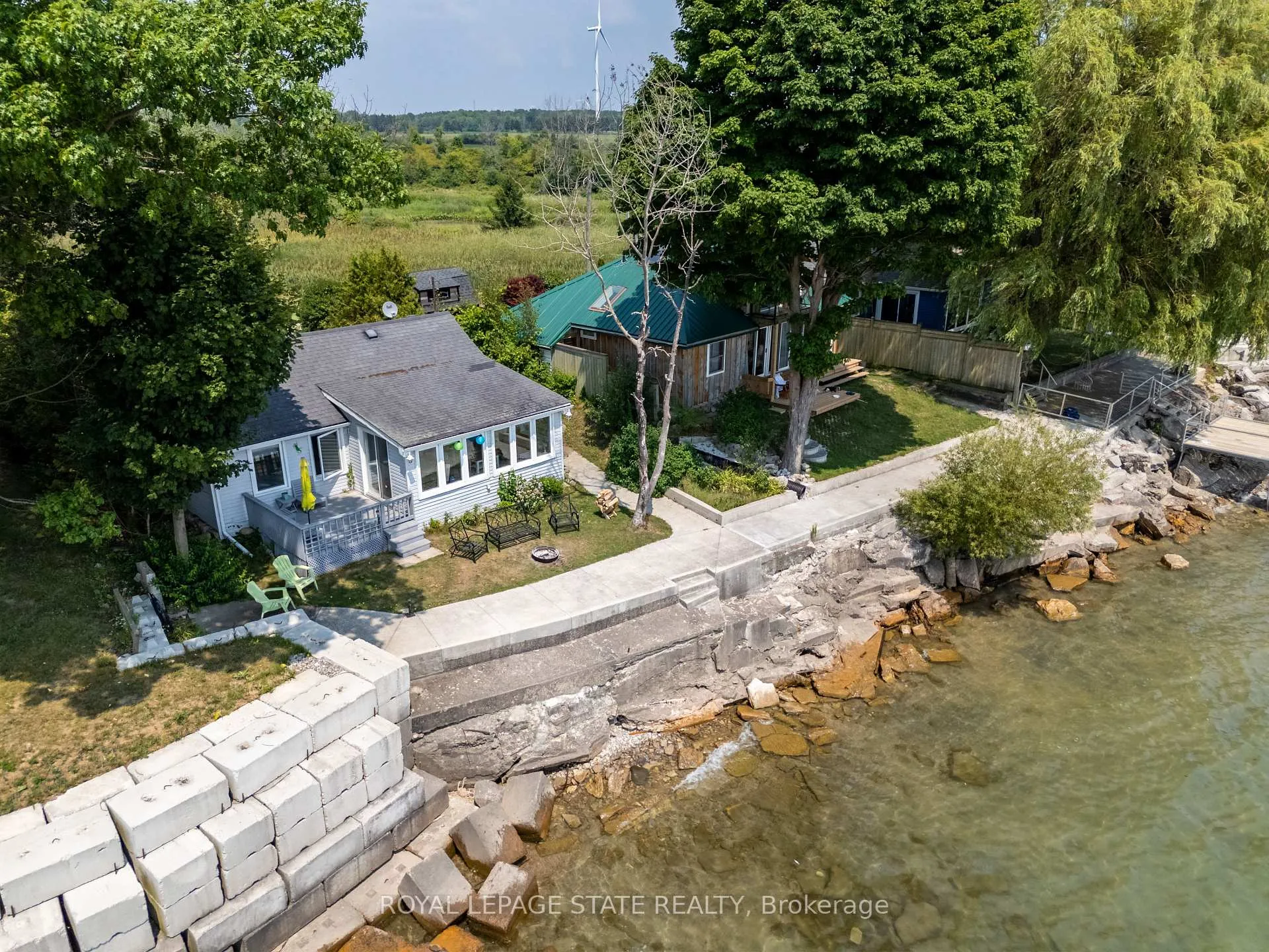 Photo 1 of 2110 Lakeshore Road, Haldimand, Dunnville — HOMEH