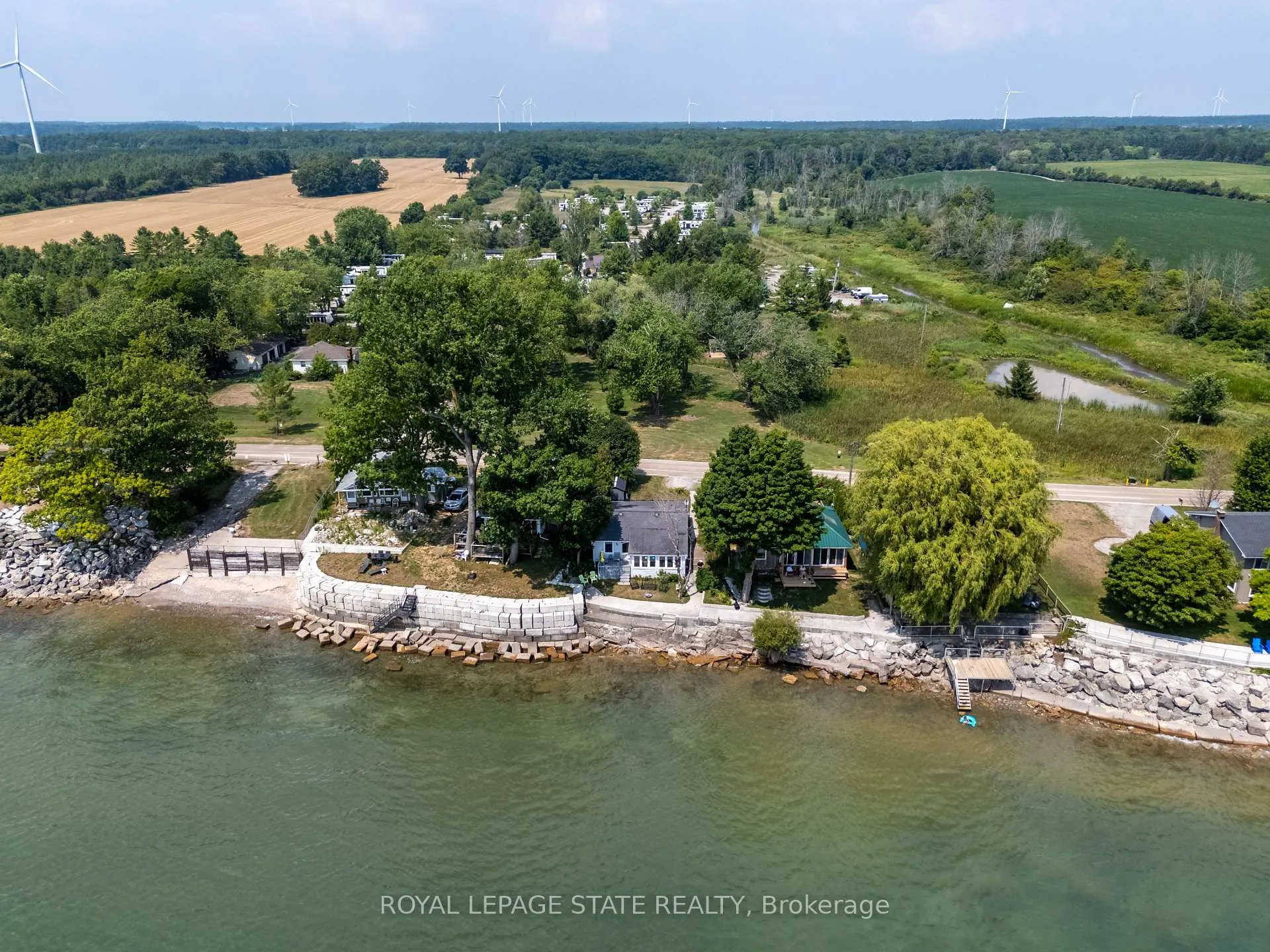 Photo 2 of 2110 Lakeshore Road, Haldimand, Dunnville — HOMEH