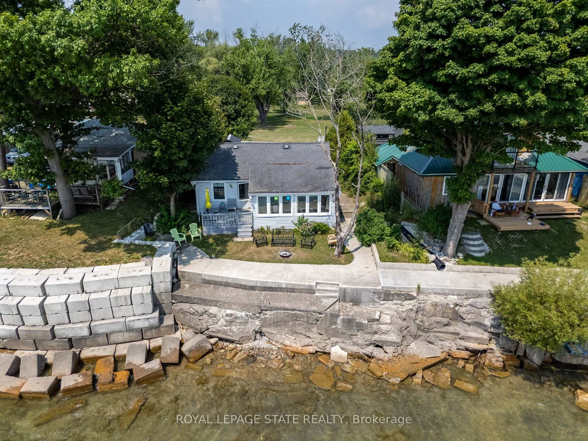 Photo 4 of 2110 Lakeshore Road, Haldimand, Dunnville — HOMEH