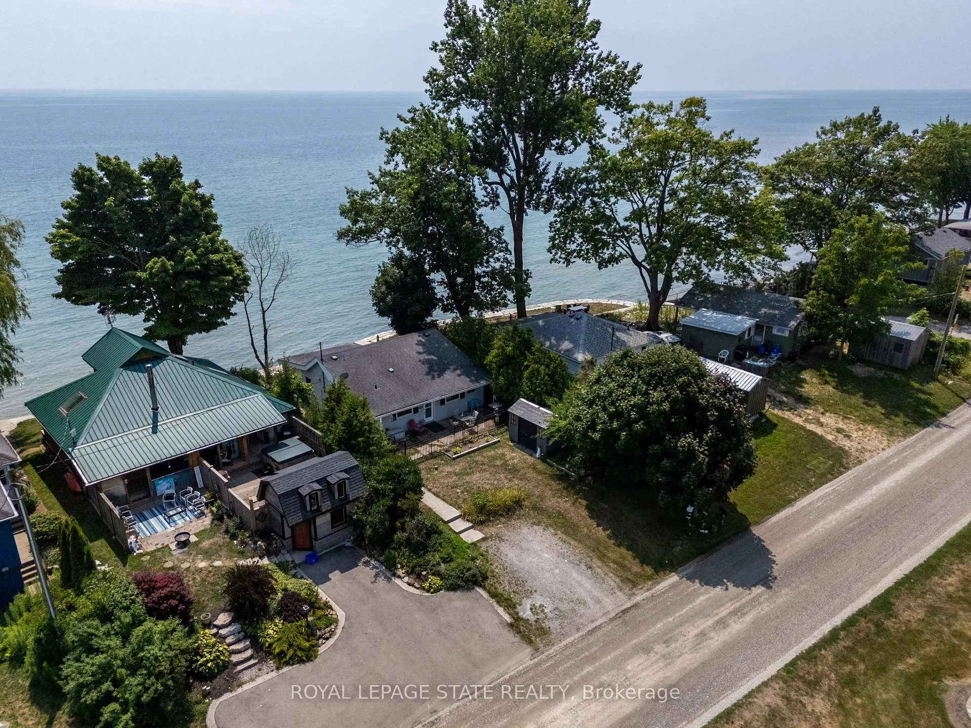 Photo 17 of 2110 Lakeshore Road, Haldimand, Dunnville — HOMEH