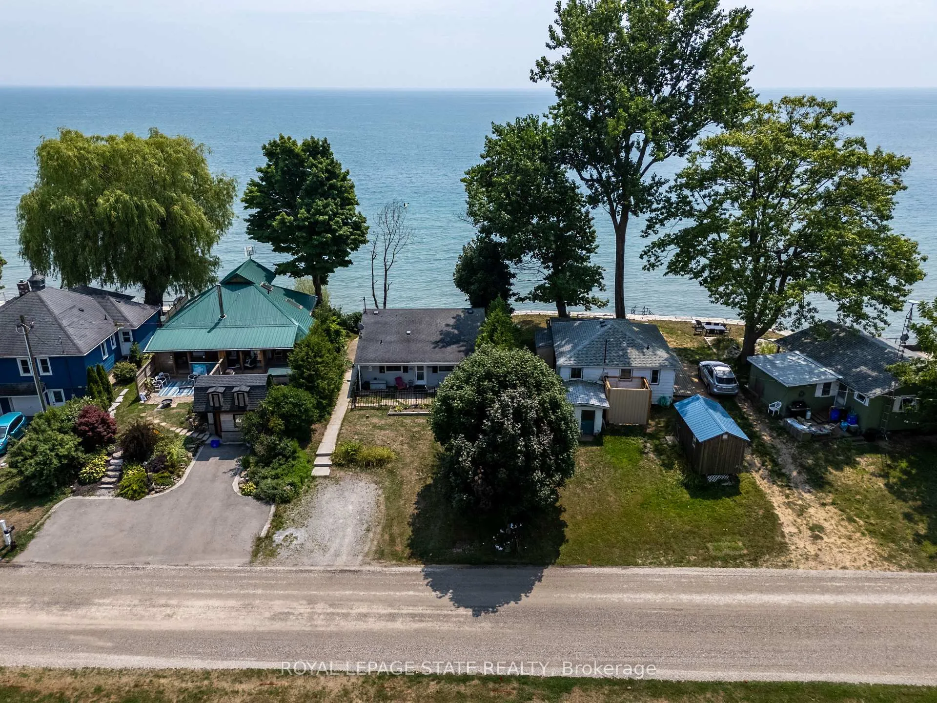 Photo 18 of 2110 Lakeshore Road, Haldimand, Dunnville — HOMEH
