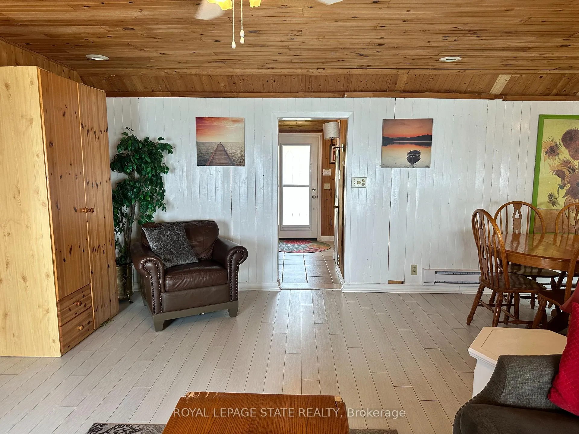 Photo 36 of 2110 Lakeshore Road, Haldimand, Dunnville — HOMEH