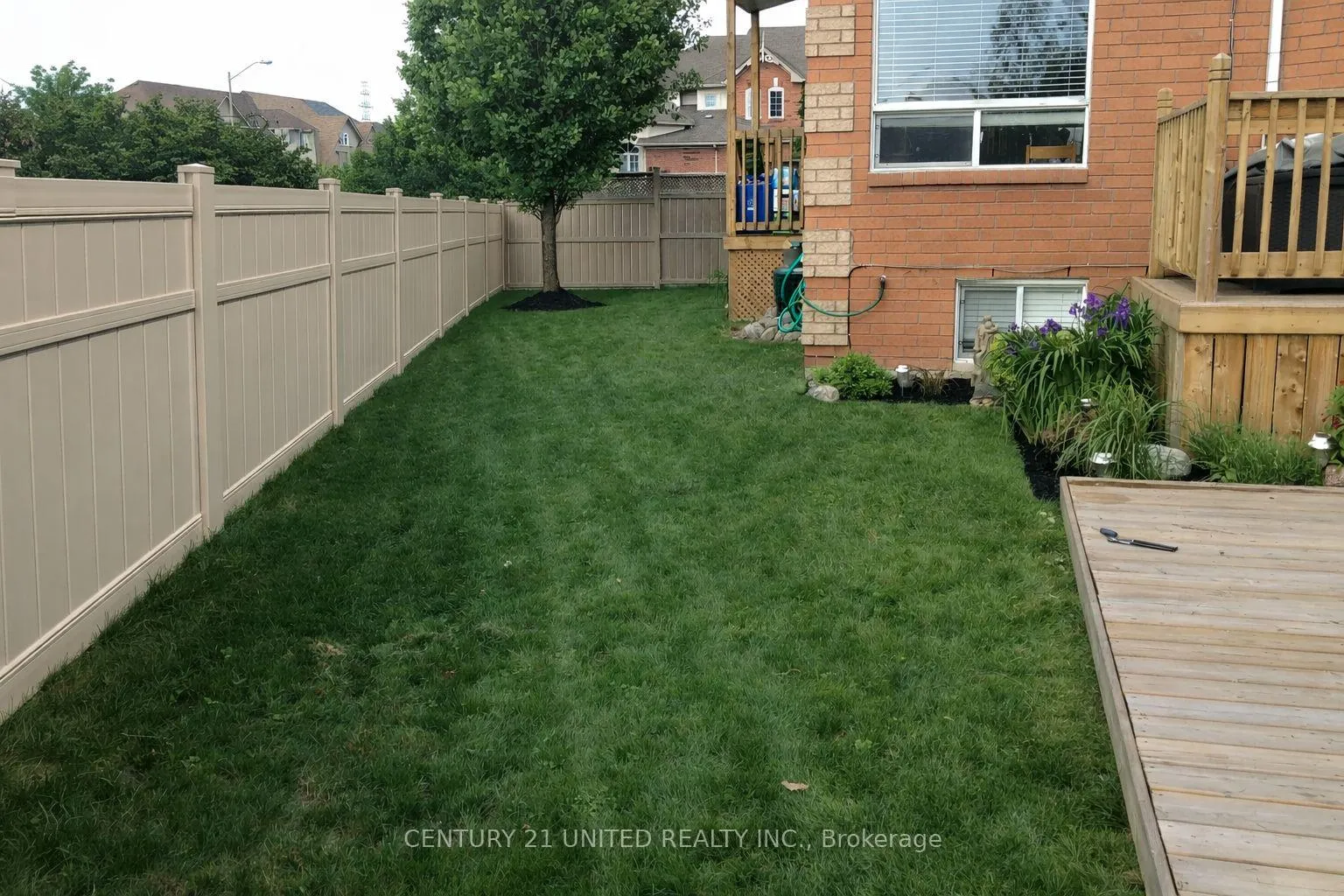 Photo 13 of 1780 Woodgate Trail, Oshawa, Samac — HOMEH