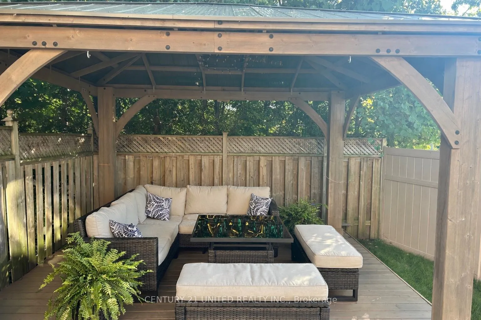 Photo 15 of 1780 Woodgate Trail, Oshawa, Samac — HOMEH