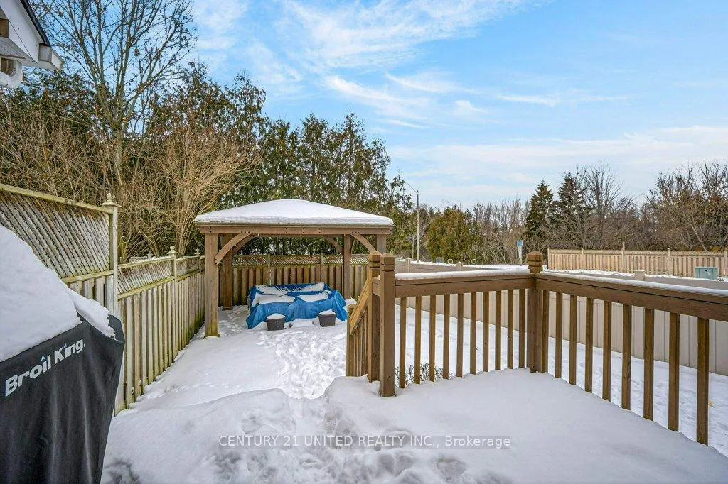 Photo 16 of 1780 Woodgate Trail, Oshawa, Samac — HOMEH