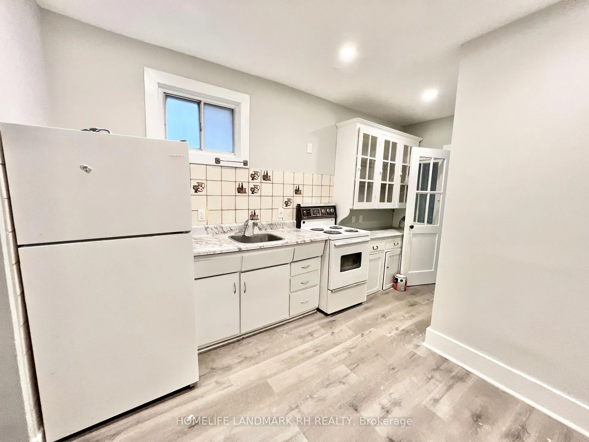 Photo 7 of 89 Waverley Road, Toronto, The Beaches — HOMEH