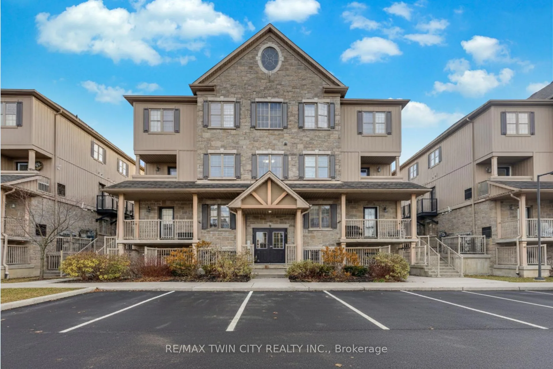 Photo 1 of Unit 6C, 1460 Highland Road W, Kitchener — HOMEH