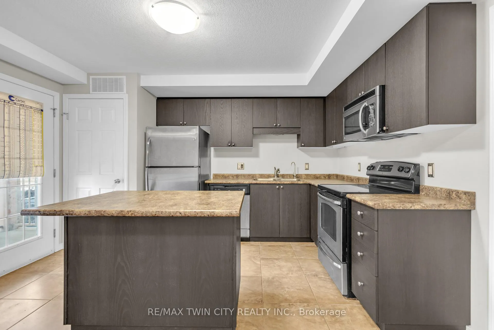 Photo 4 of Unit 6C, 1460 Highland Road W, Kitchener — HOMEH