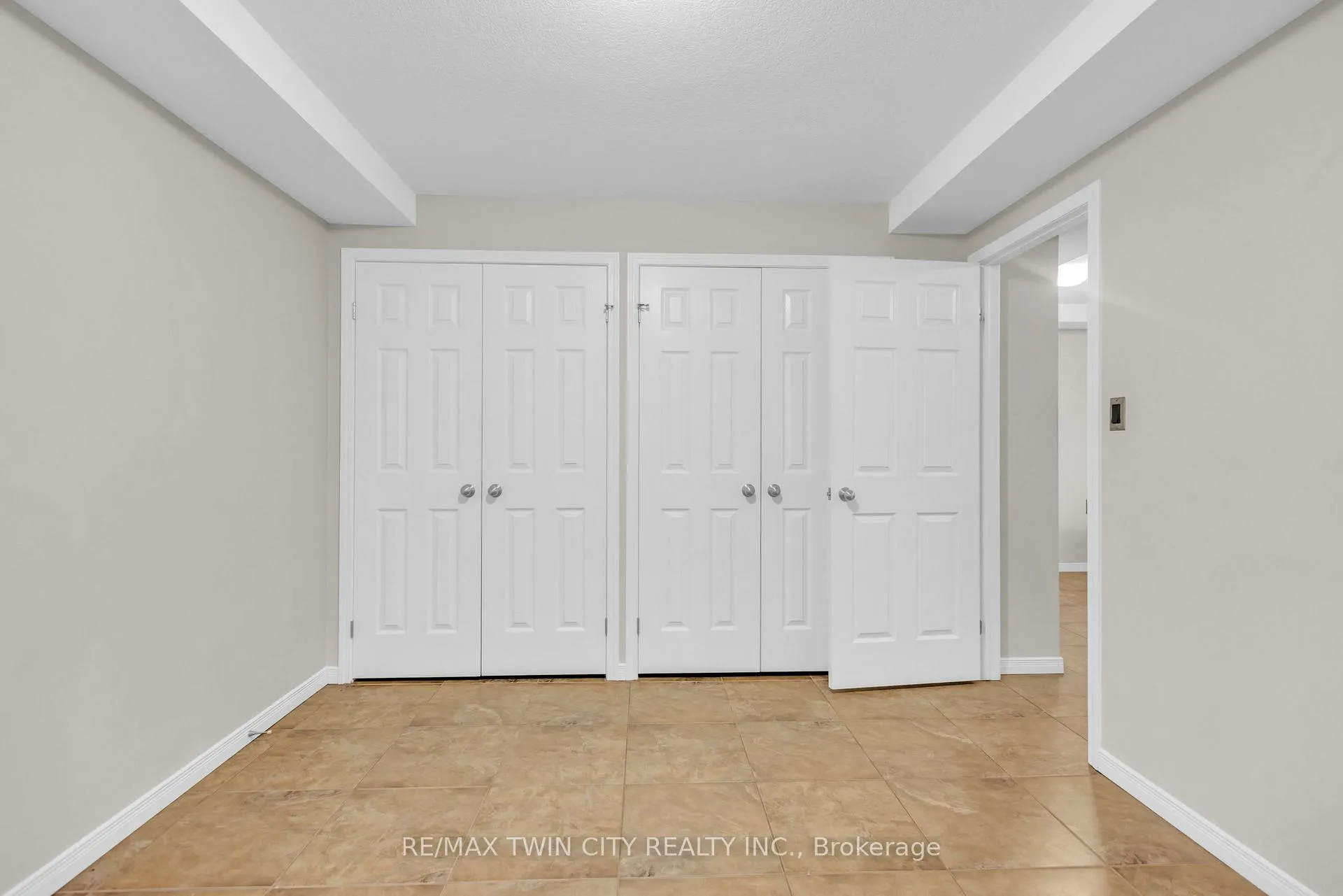Photo 12 of Unit 6C, 1460 Highland Road W, Kitchener — HOMEH