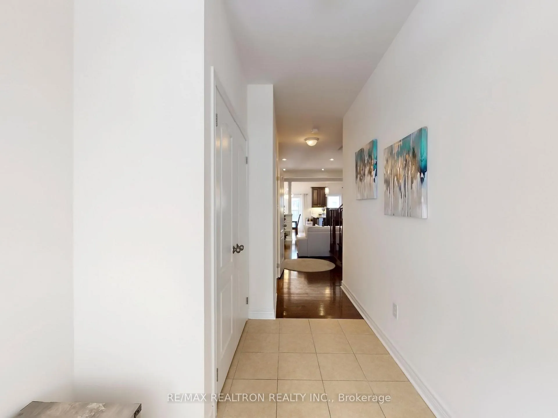 Photo 7 of 107 Boticelli Way, Vaughan, Vellore Village — HOMEH