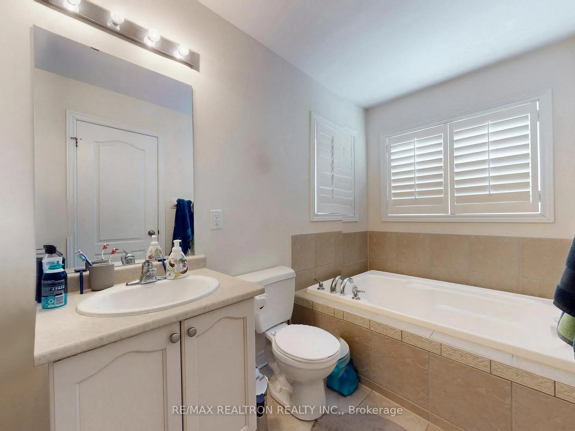 Photo 28 of 107 Boticelli Way, Vaughan, Vellore Village — HOMEH