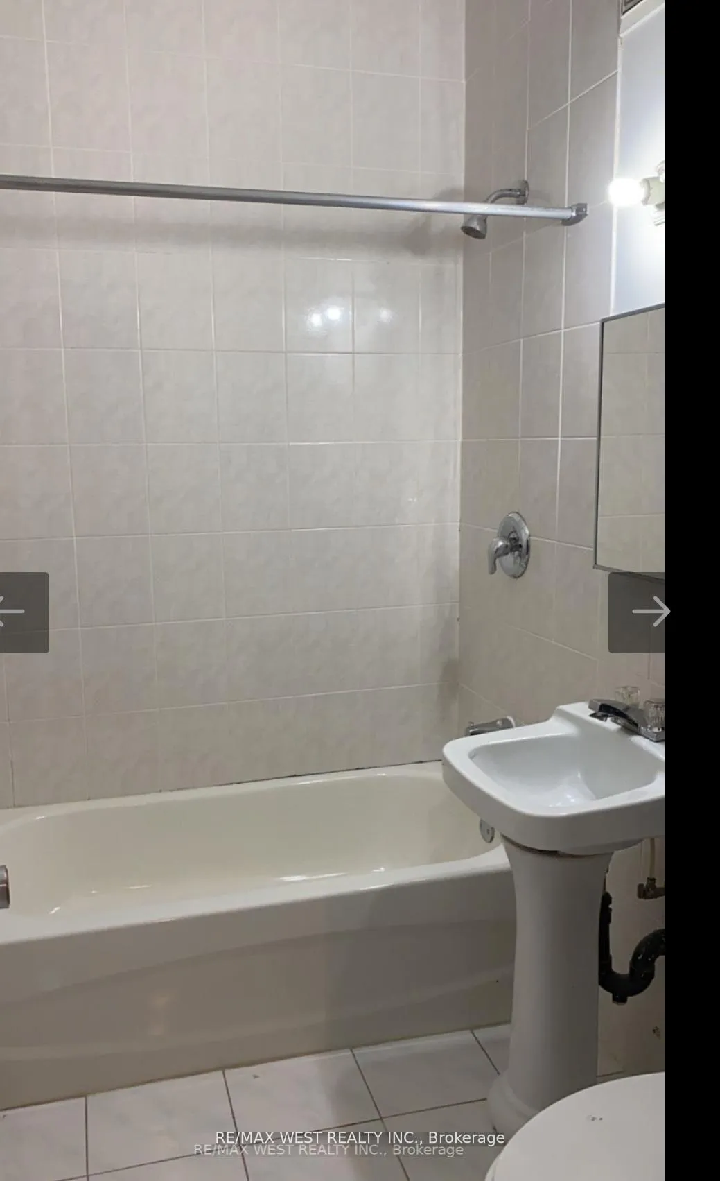Photo 5 of Unit A, 730 Logan Avenue, Toronto, North Riverdale — HOMEH