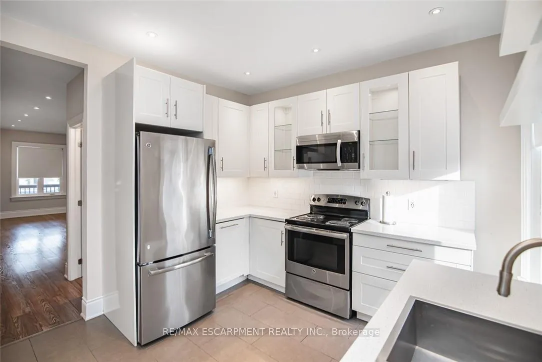 Photo 12 of 319 Hunter Street W, Hamilton, Kirkendall — HOMEH