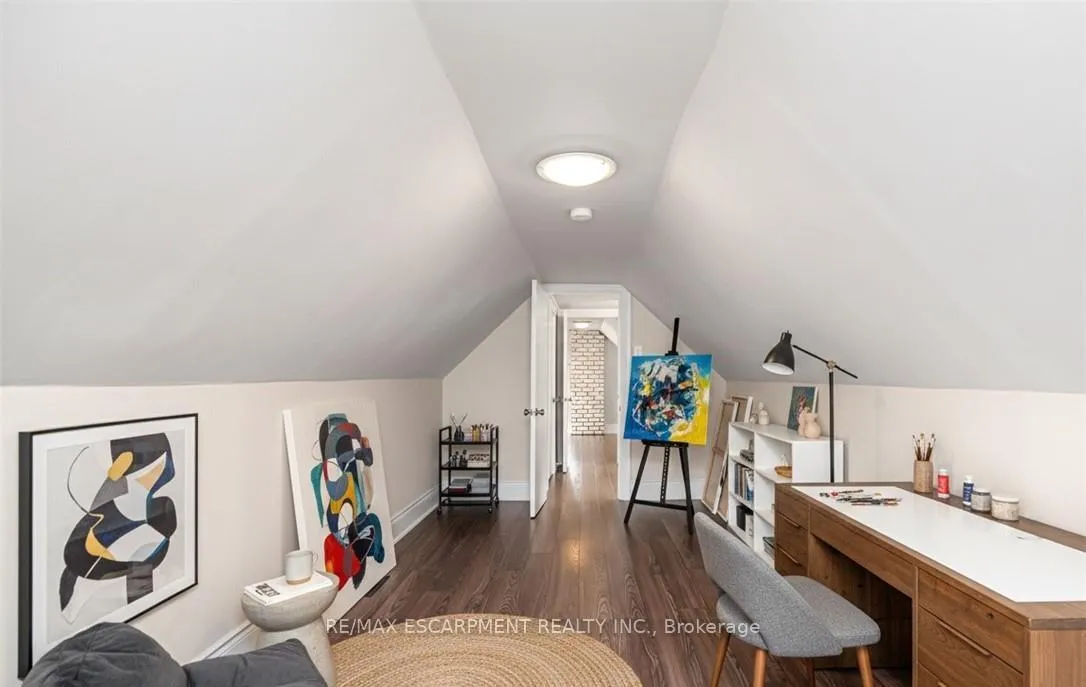 Photo 24 of 319 Hunter Street W, Hamilton, Kirkendall — HOMEH