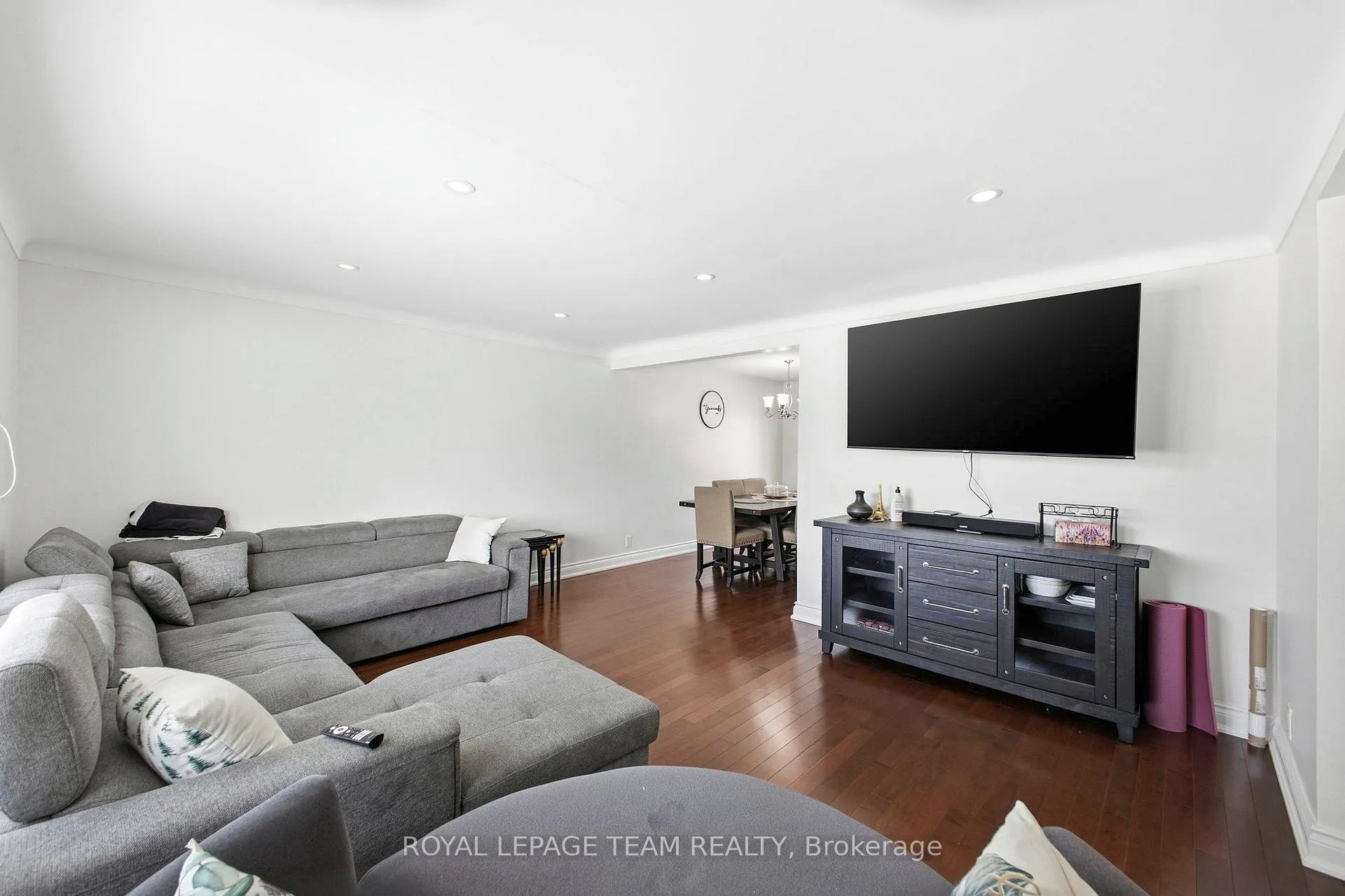 Photo 7 of 2171 Martha Avenue, Ottawa, Hawthorne Meadows — HOMEH